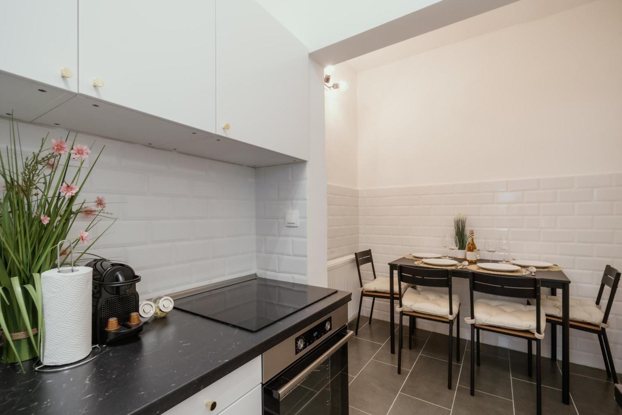 Modelia Apartment At Gellert Square Budapest Kültér fotó